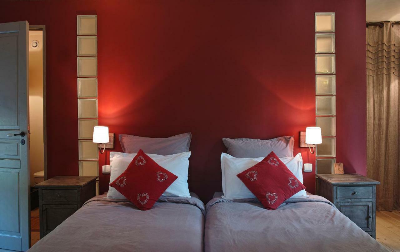 Grans Le Moulin De Picaud B&B 외부 사진