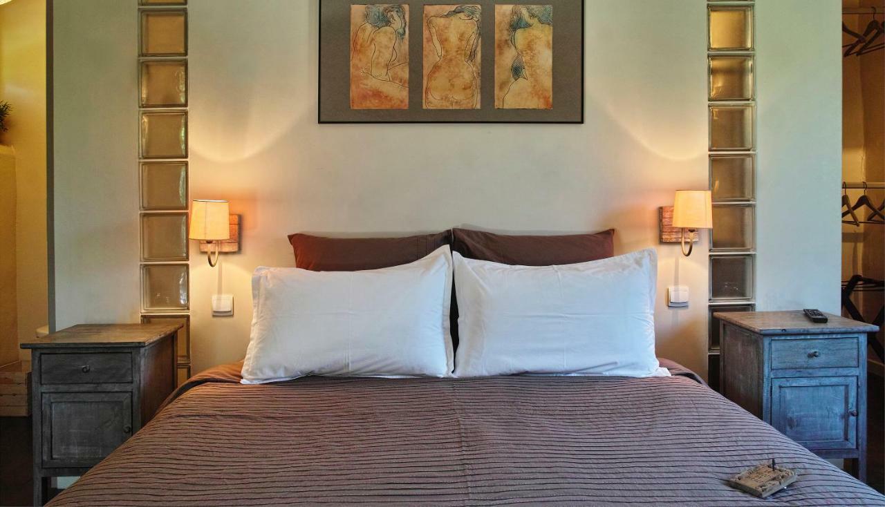 Grans Le Moulin De Picaud B&B 외부 사진