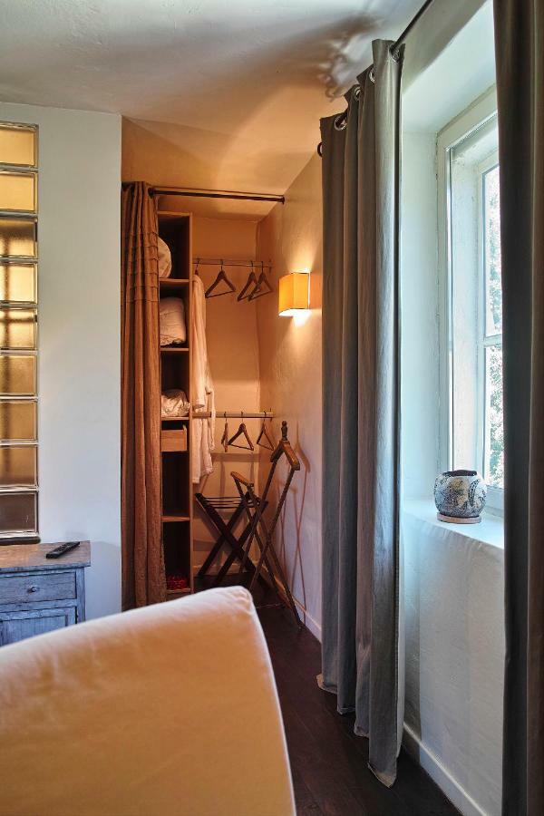 Grans Le Moulin De Picaud B&B 외부 사진