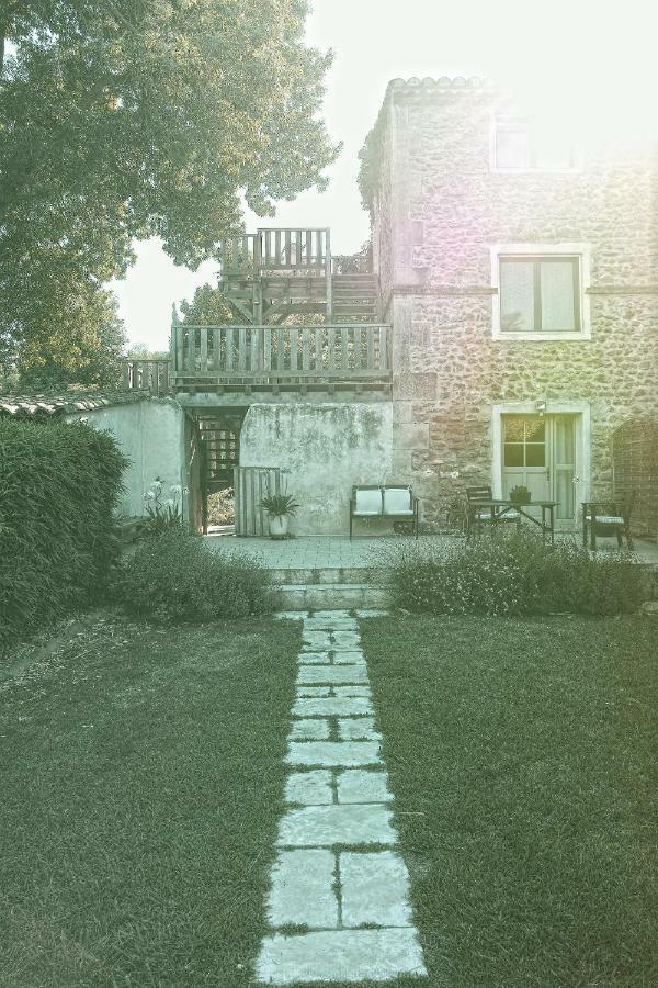 Grans Le Moulin De Picaud B&B 외부 사진