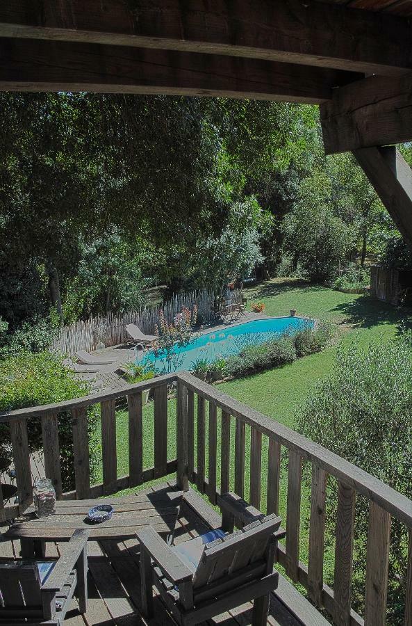 Grans Le Moulin De Picaud B&B 외부 사진