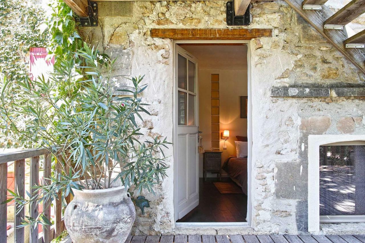 Grans Le Moulin De Picaud B&B 외부 사진